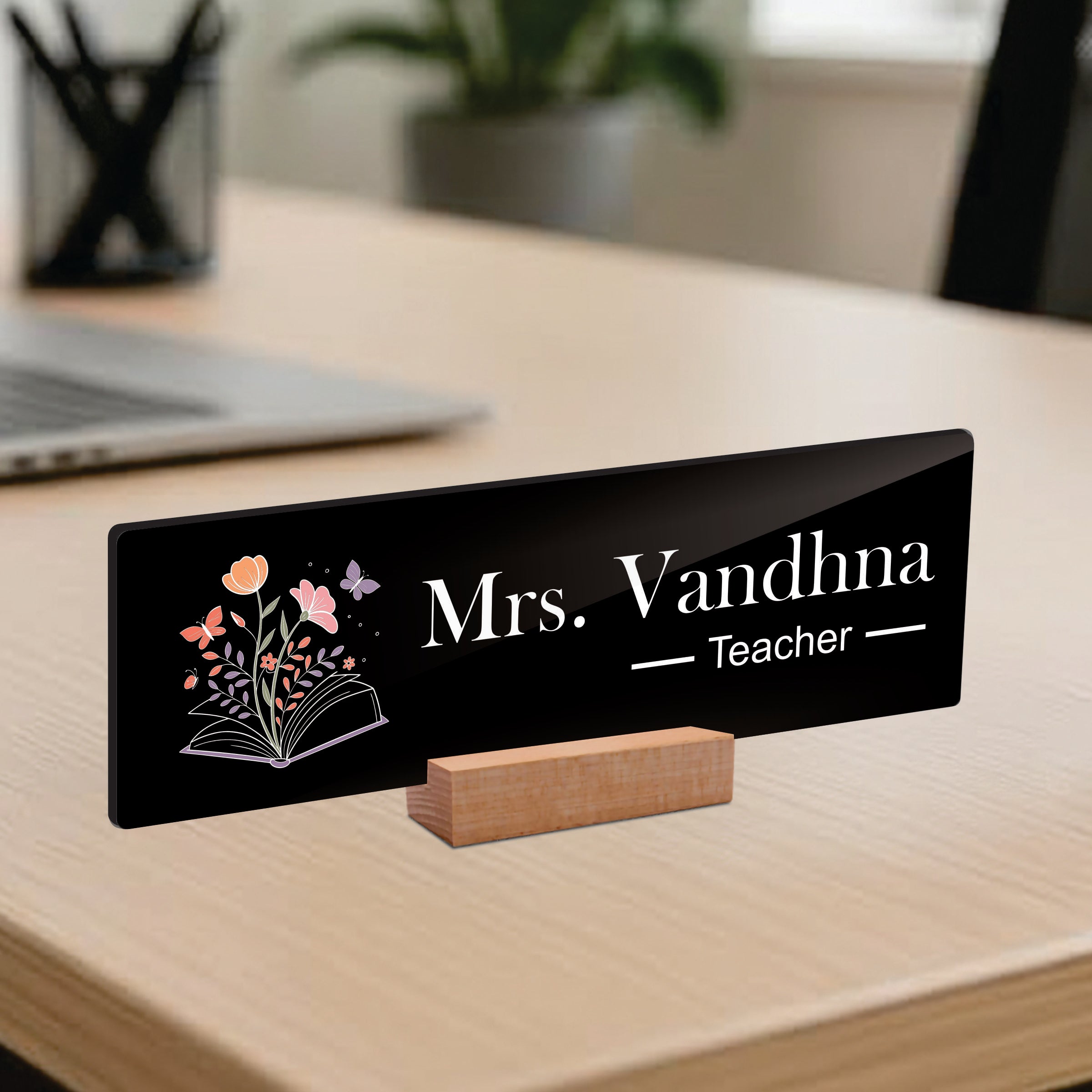 Customized Dentist Desk Name Plate with Wooden Stand