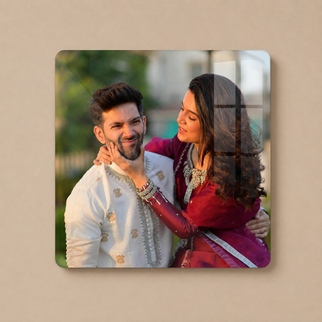 Square acrylic photo frame with rounded corners, showing a couple standing together in a photo