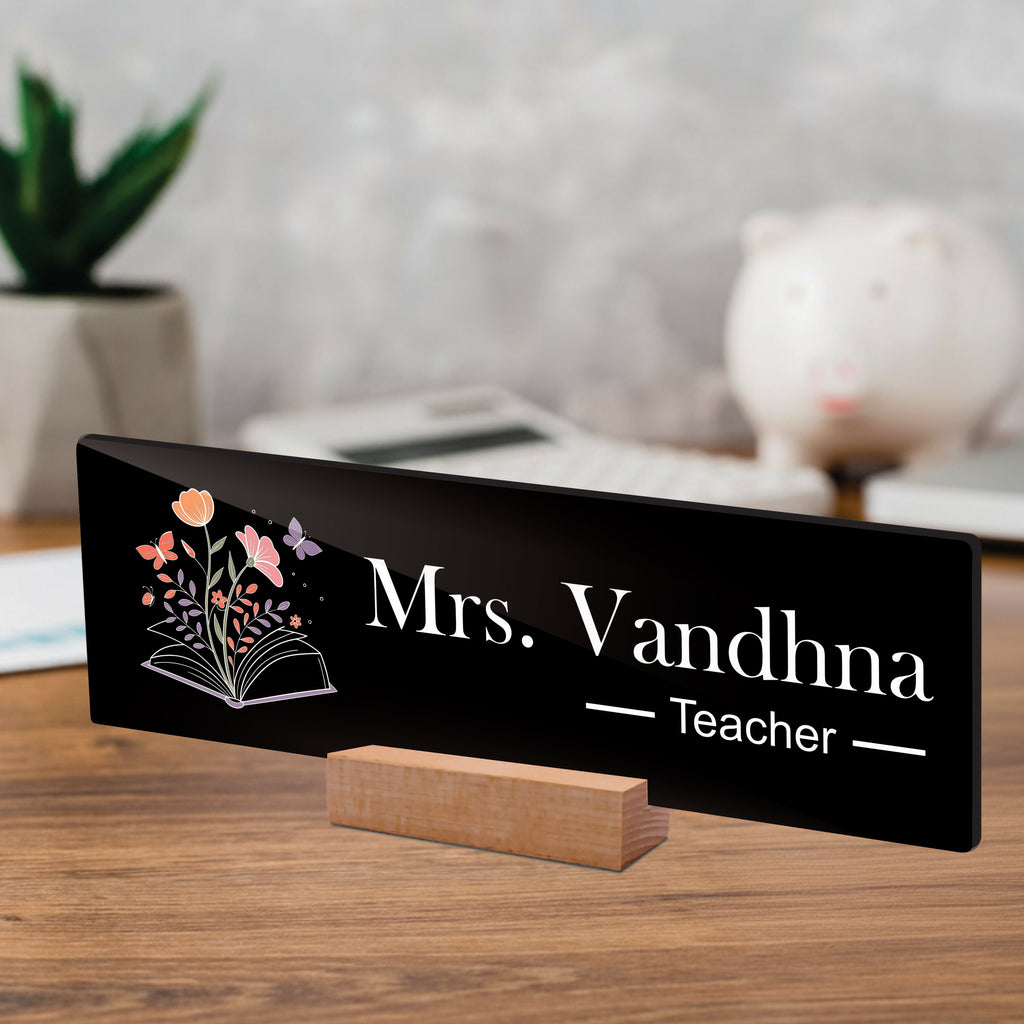 Customized Dentist Desk Name Plate with Wooden Stand