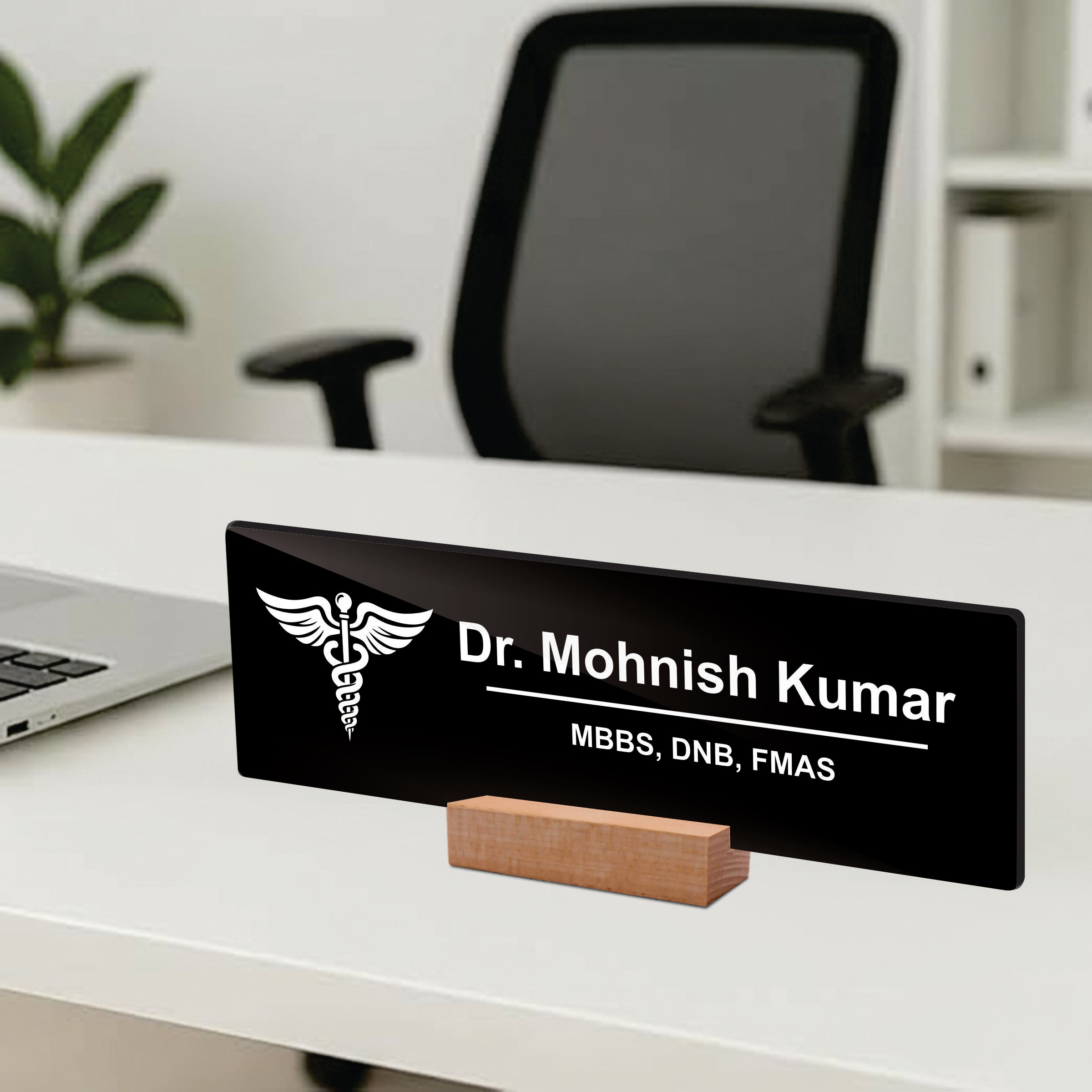 Customized Doctor Desk Name Plate with Wooden Stand