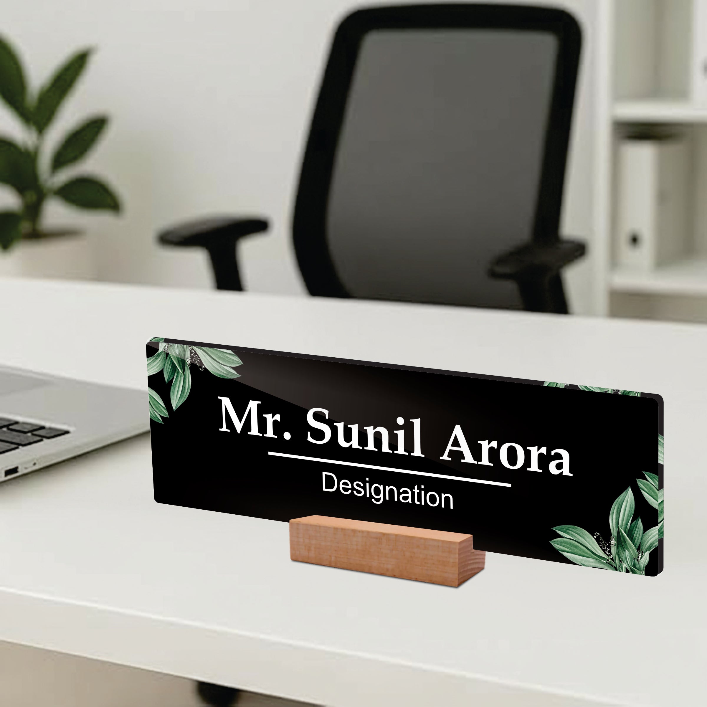 Customized Dentist Desk Name Plate with Wooden Stand